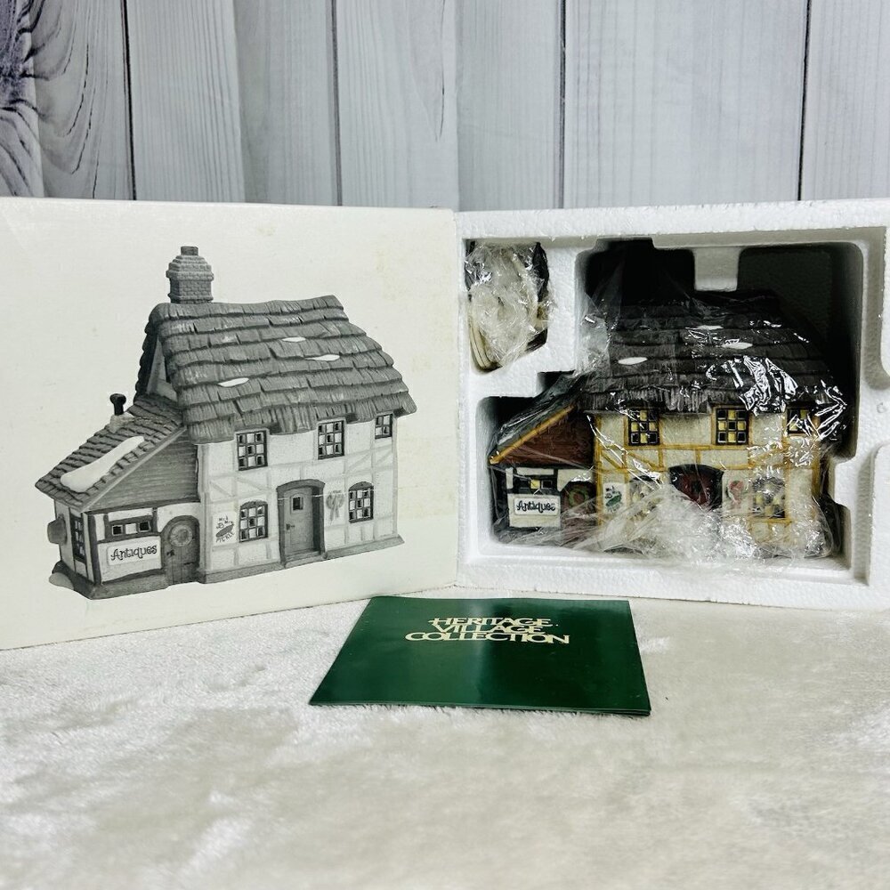 Dept 56 Mr & Mrs Pickle Dickens Village Series Heritage Christmas #5824-6 NEW